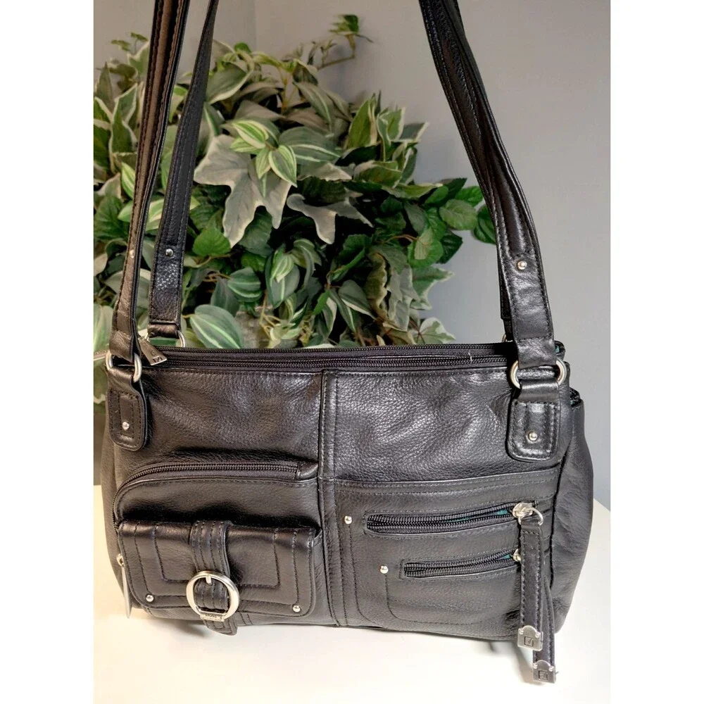 Stone Mountain Black Soft Leather Handbag Lots of Pockets! Magnet Clasp